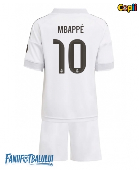 Real Madrid Kylian Mbappe #10 Echipament de Fotbal Replică 2025-26 Copii Acasa (+ Șorturi)